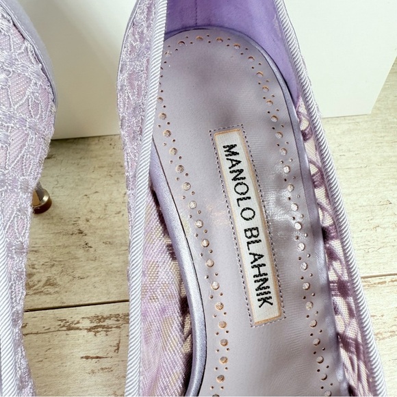 Manolo Blahnik Hangisi Size 38 Lace 70MM Pumps Heels Lilac Periwinkle $1245 New - Picture 8 of 15